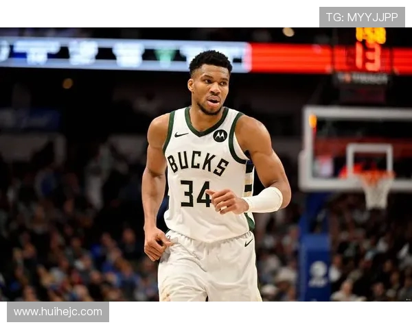 字母哥高效表现14投9中贡献27分9板8助4断正负值23领衔球队胜利